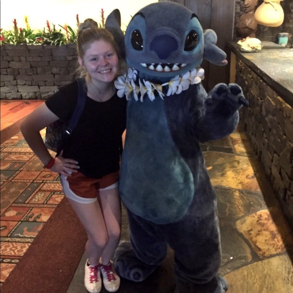 Meet your Posher, Dharma - Picture 3 of 10